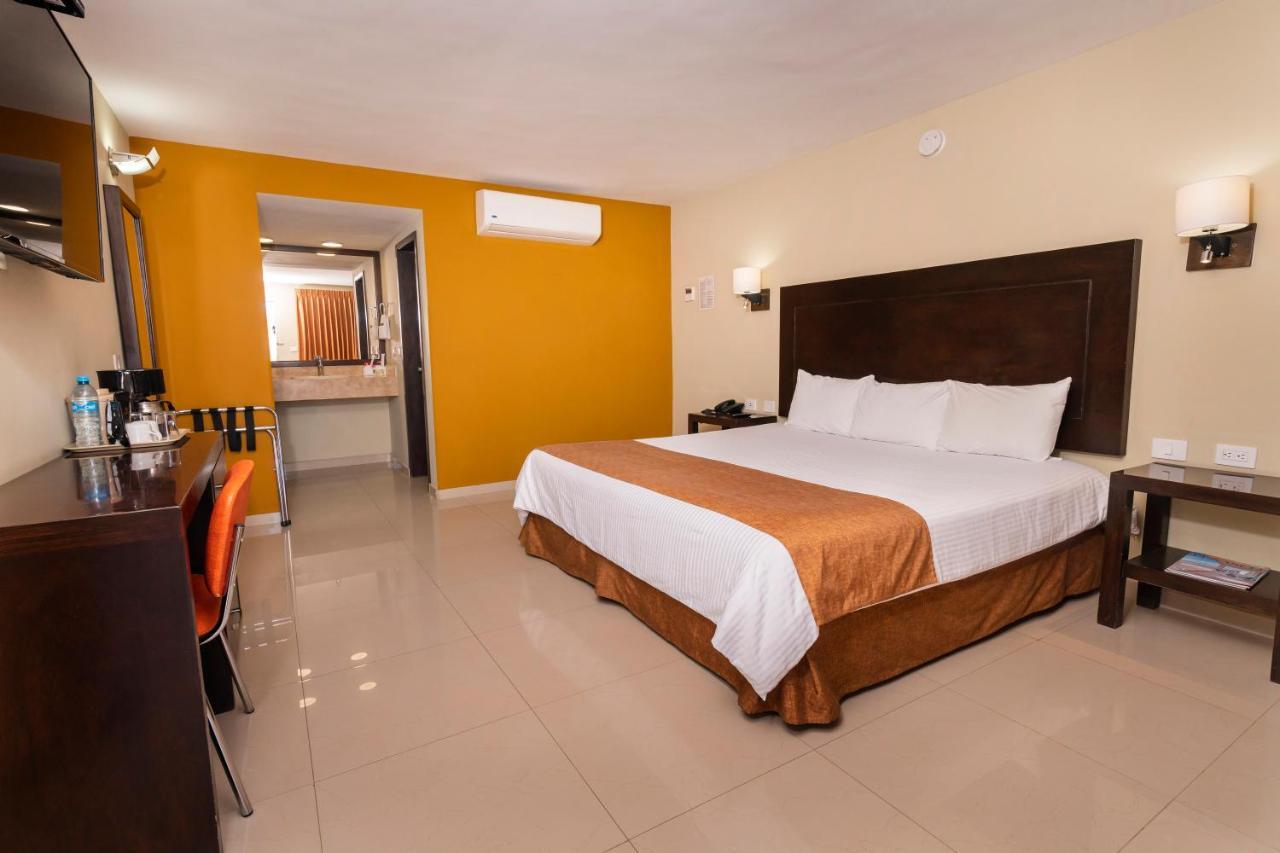 El Camino Hotel & Suites Heroica Caborca Eksteriør bilde