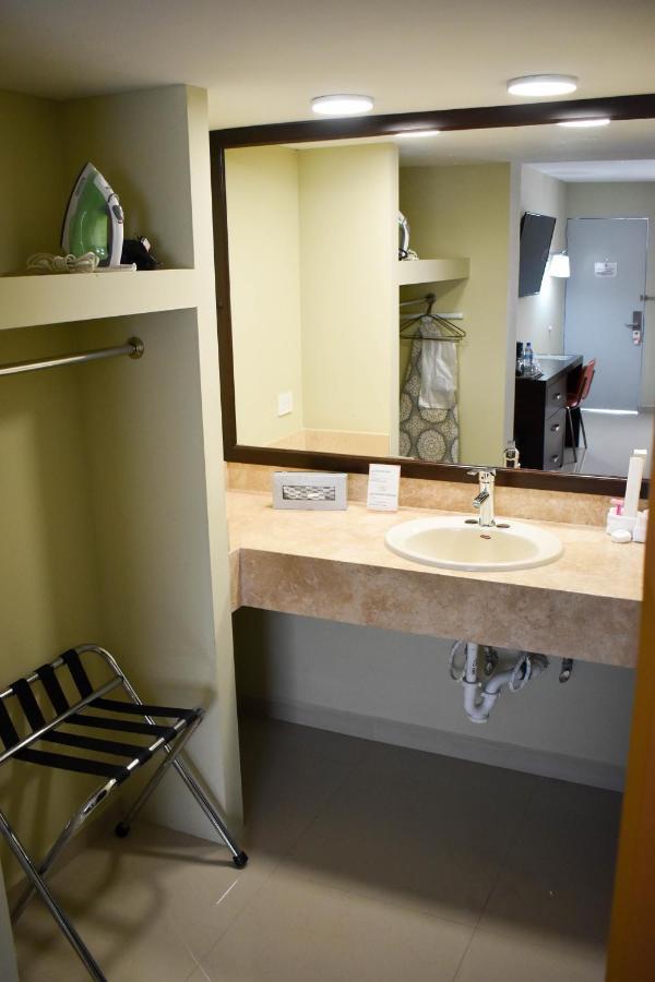 El Camino Hotel & Suites Heroica Caborca Eksteriør bilde