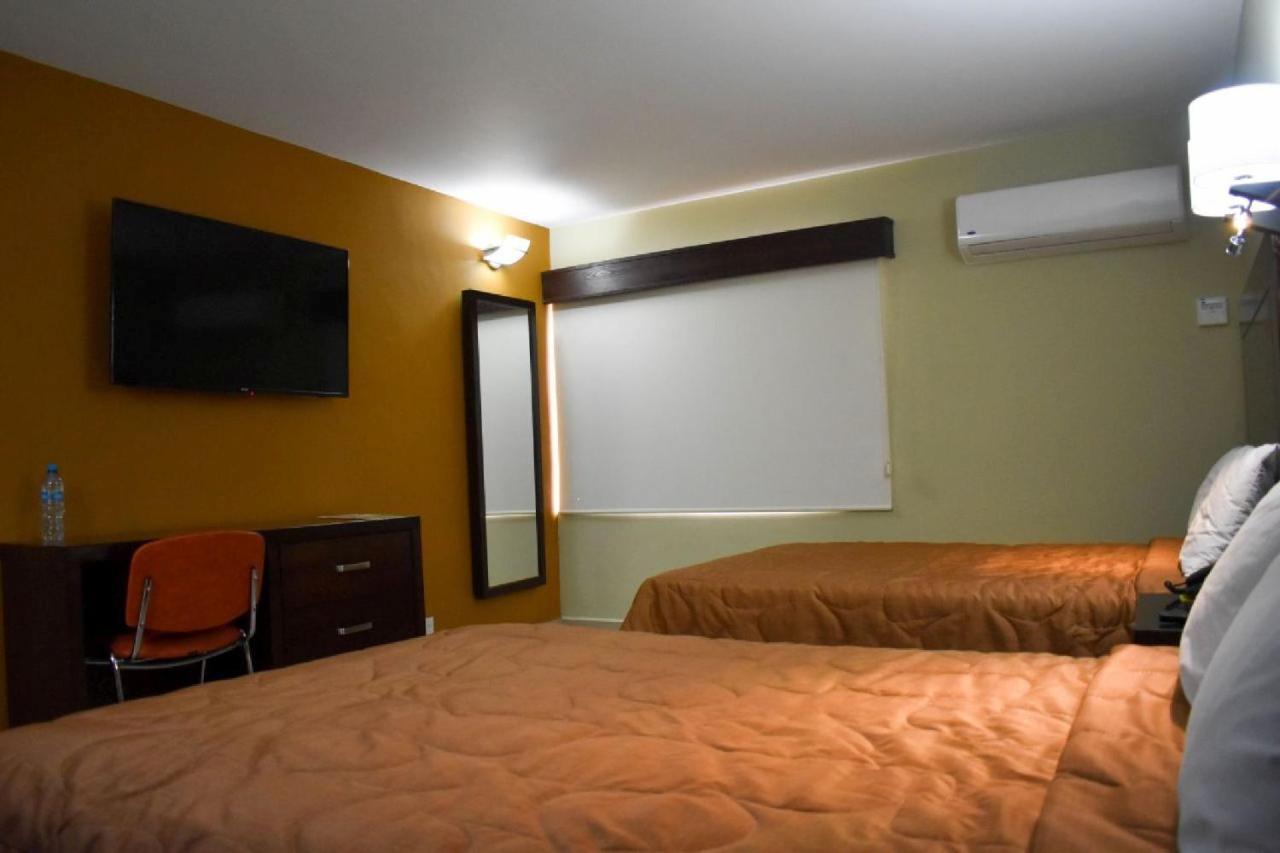El Camino Hotel & Suites Heroica Caborca Eksteriør bilde